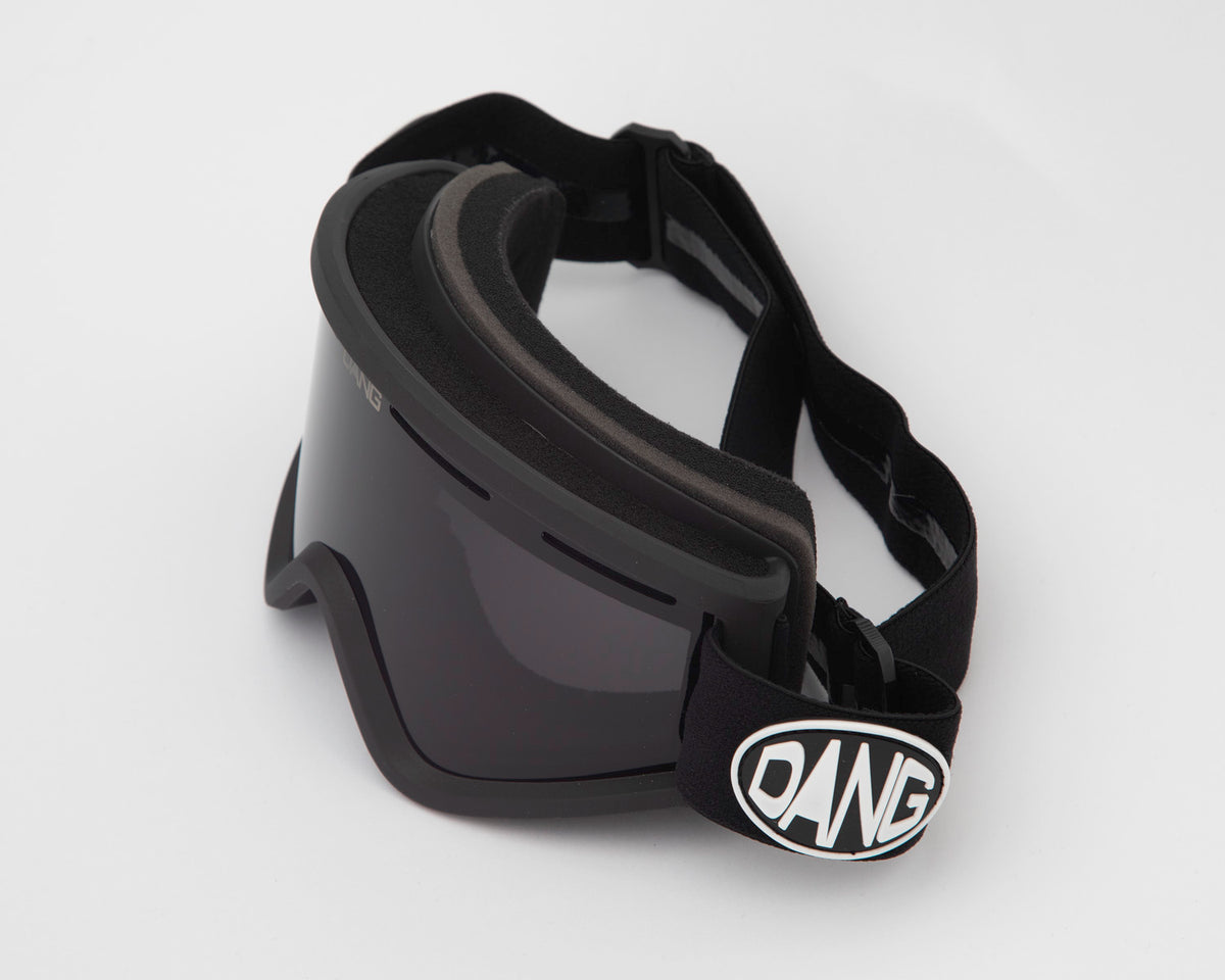 Black x Smoke x Ninety Four: 3
