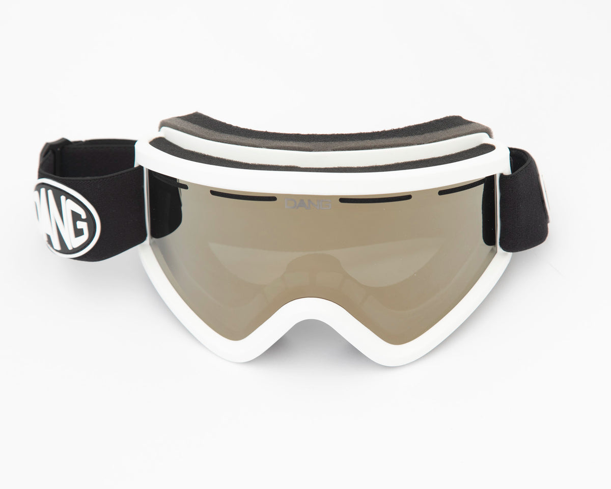 White x Bronze x Ninety Four: 4