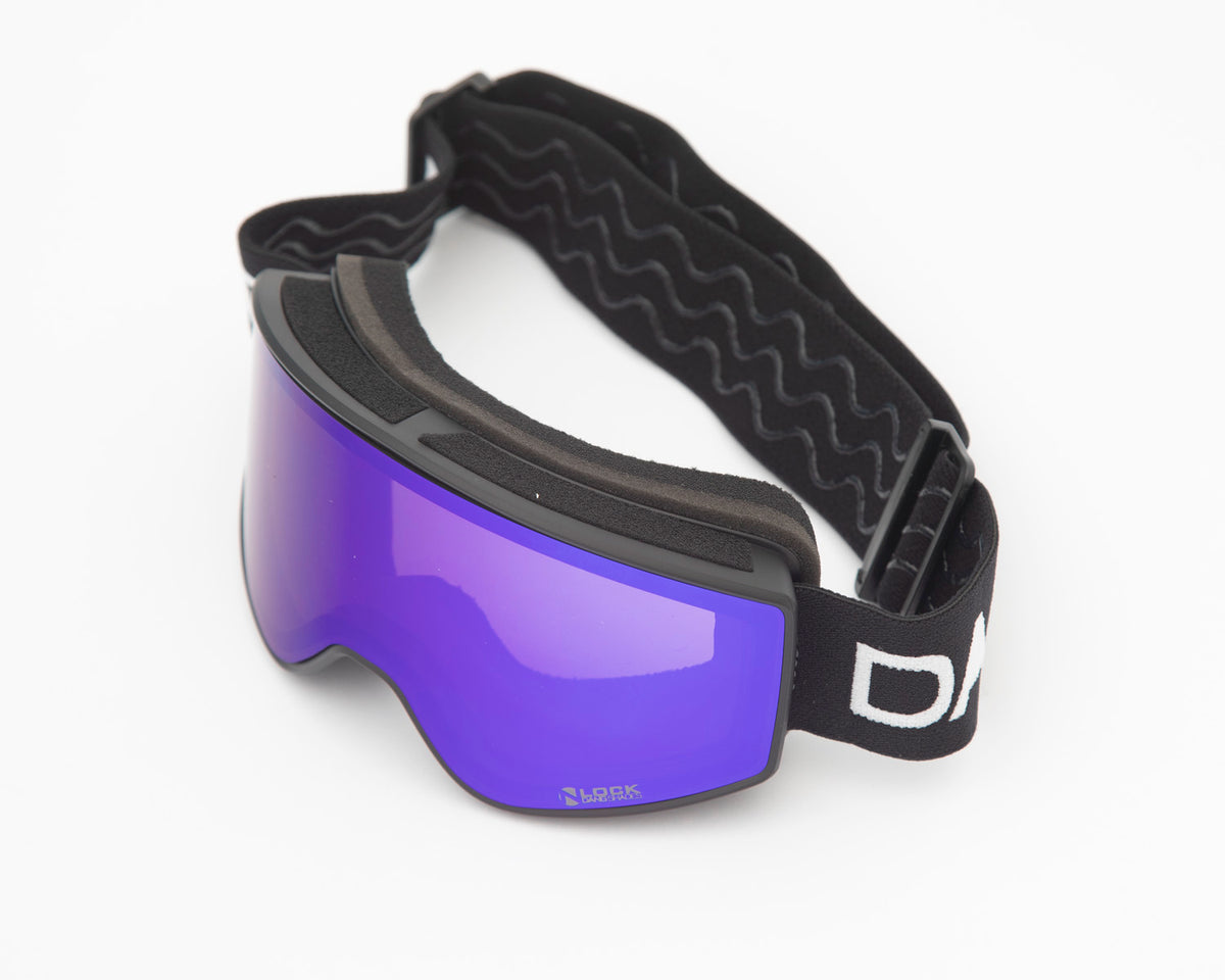 Black x Blue: 3